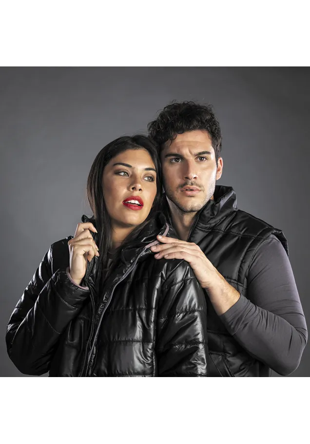 Chaqueta Luzat Resistente al Aire y al Agua. Tallas: S, M, L, XL, XXL
