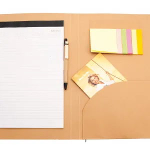 Carpeta Kelem Bloc 20 Hojas. 25 Notas Adhesivas 7,4 x 7,4 cm. 125 Mininotas Adhesivas 1,5 x 7,5 cm. Bolígrafo Cartón Reciclado Incluido
